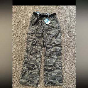 Brand new with tag Colombia cargo camo pants